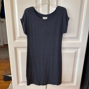 Loft- Lou & Grey soft, short sleeved dress- Size M